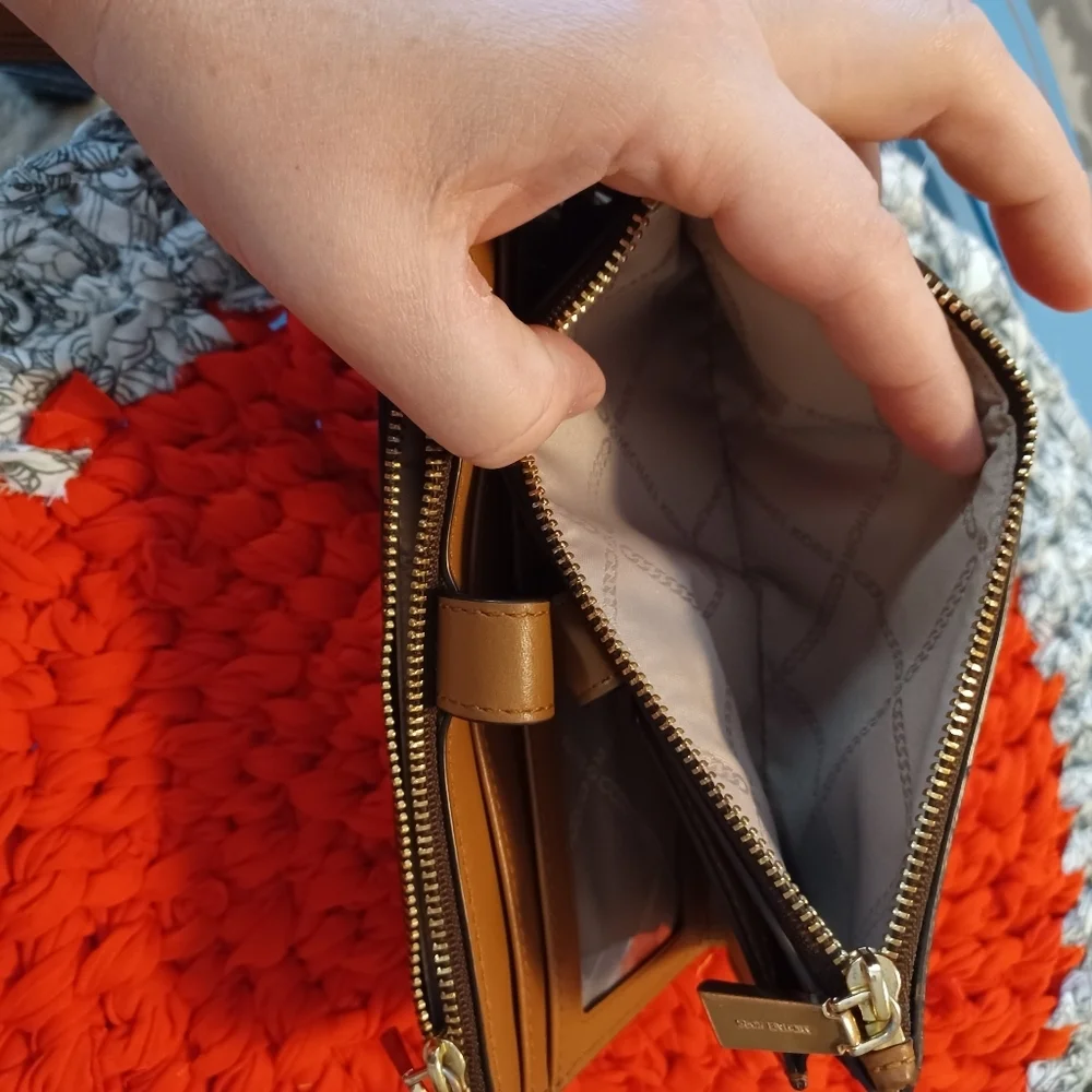Michael Kors Jet Set Large Smartphone Wristlet Wallet - Signature Monogram Brown